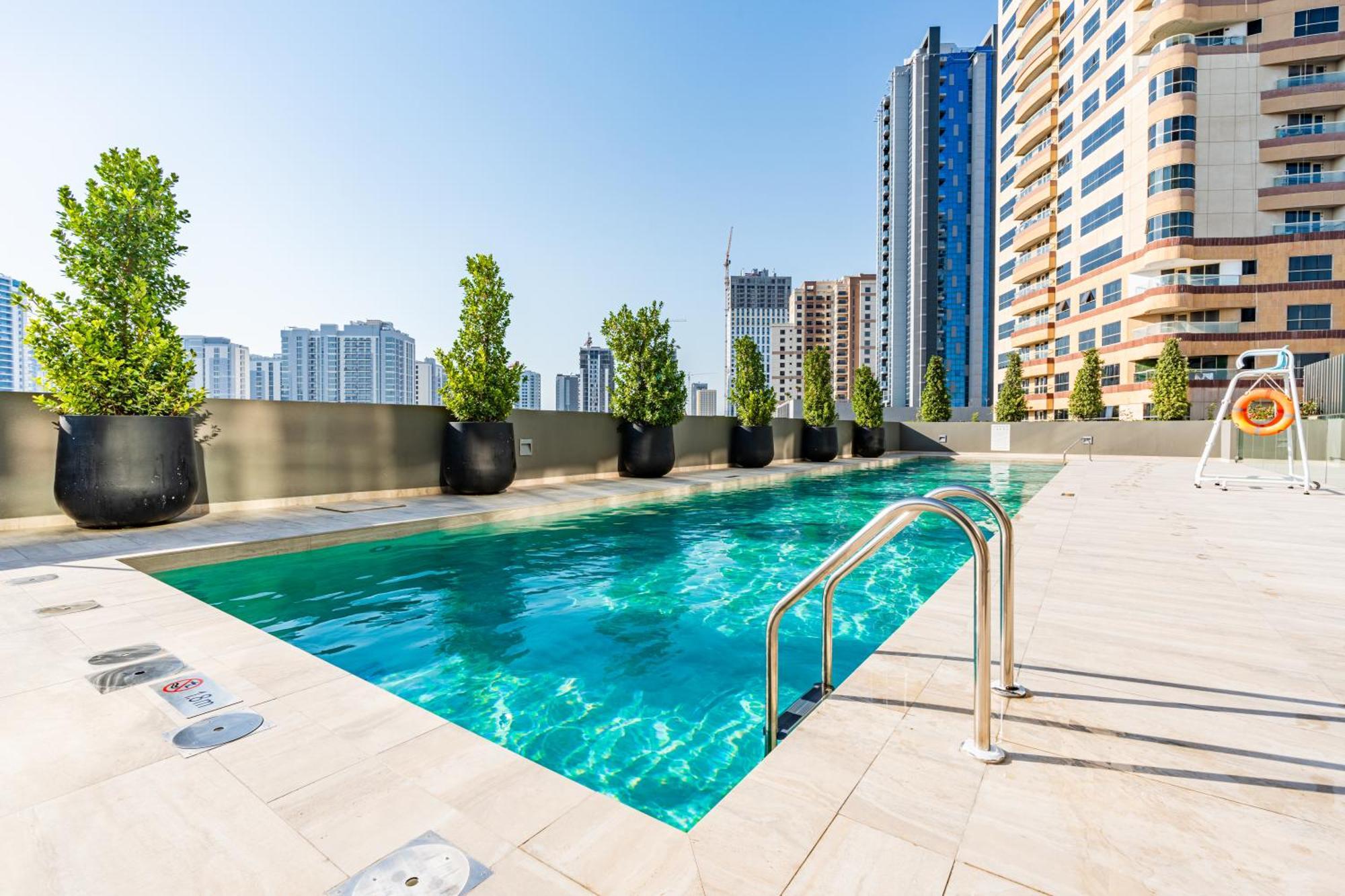 Every Sunset Is A Masterpiece In Catch Apartment *